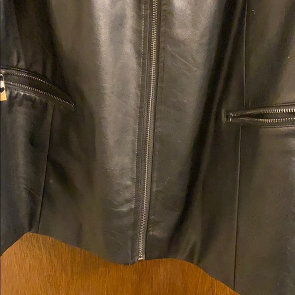 Faux leather jacket SIZE 2X New Without Tags pit to pit 48” Len. 25/26 - Picture 4 of 8
